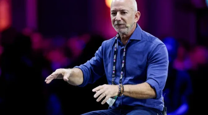 Jeff Bezos Incar Liverpool: Investasi Miliarder Dunia di Anfield